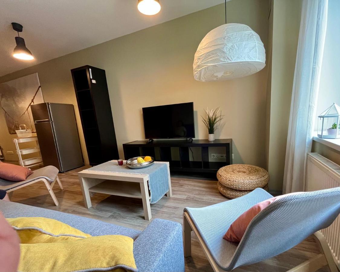 Cozy Vibes Like Home It Is Quiet Apartment With Three Bedrooms Riga Eksteriør bilde