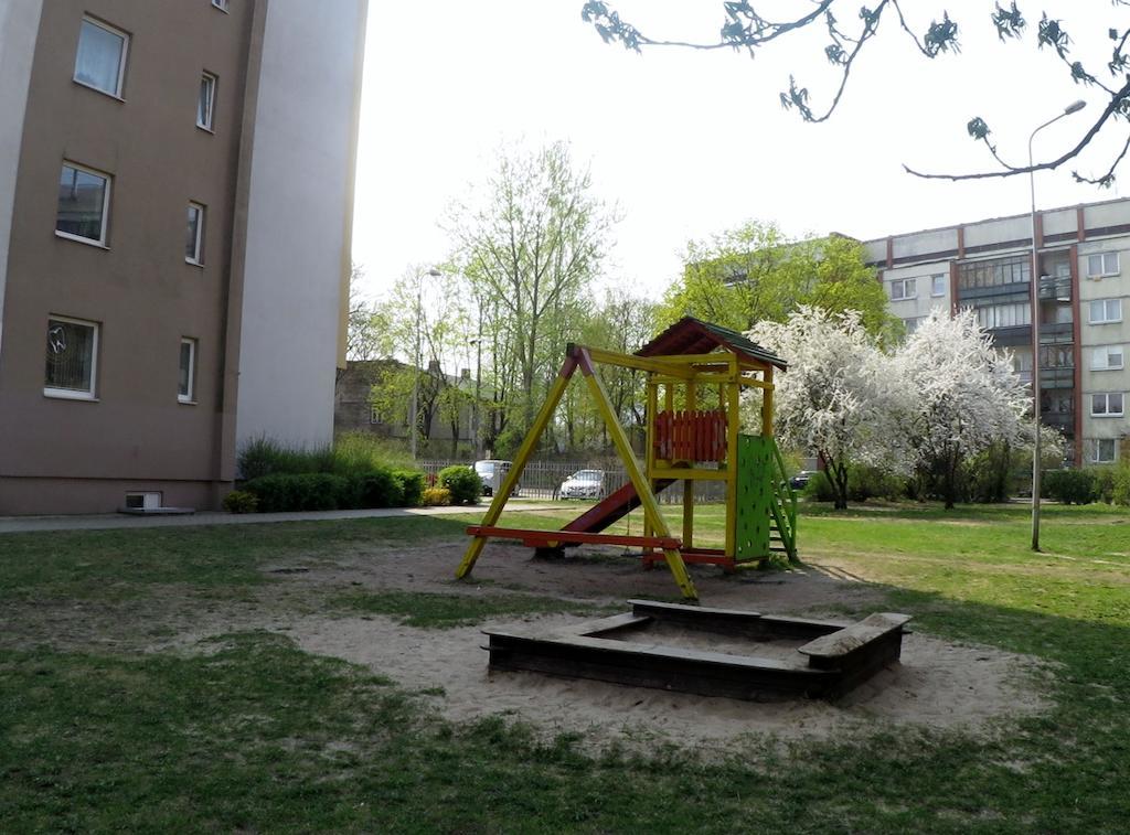 Cozy Vibes Like Home It Is Quiet Apartment With Three Bedrooms Riga Rom bilde